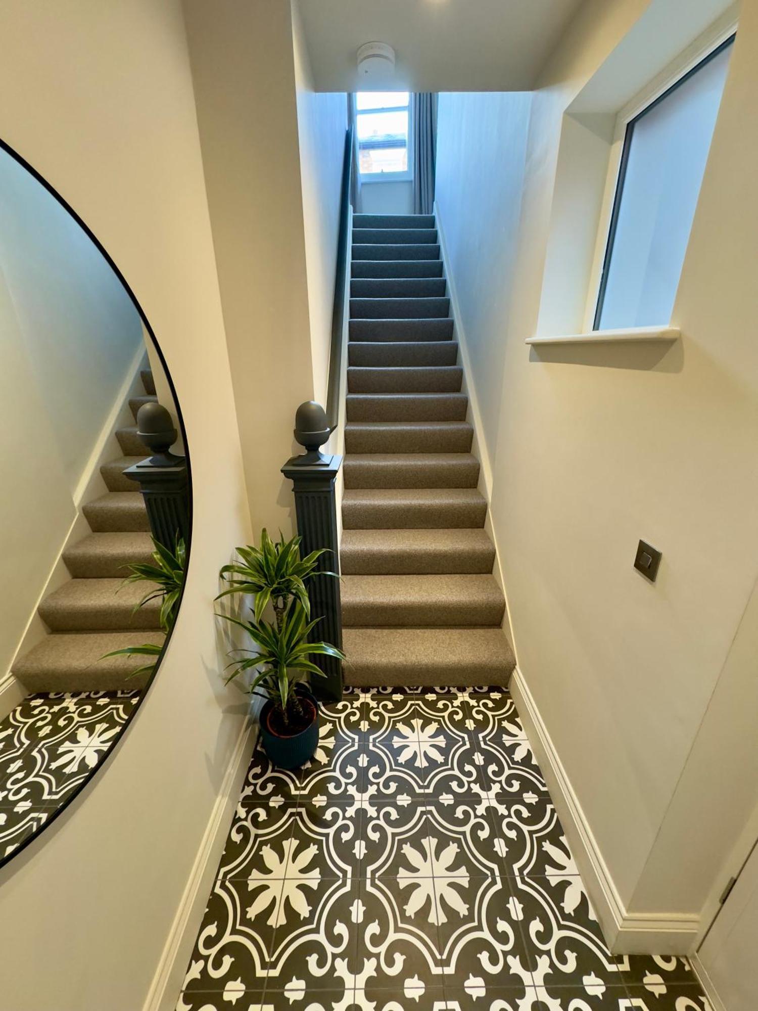 Romeo'S Arch High End Luxury In Centre Of Stratford With Parking Apartment Exterior photo